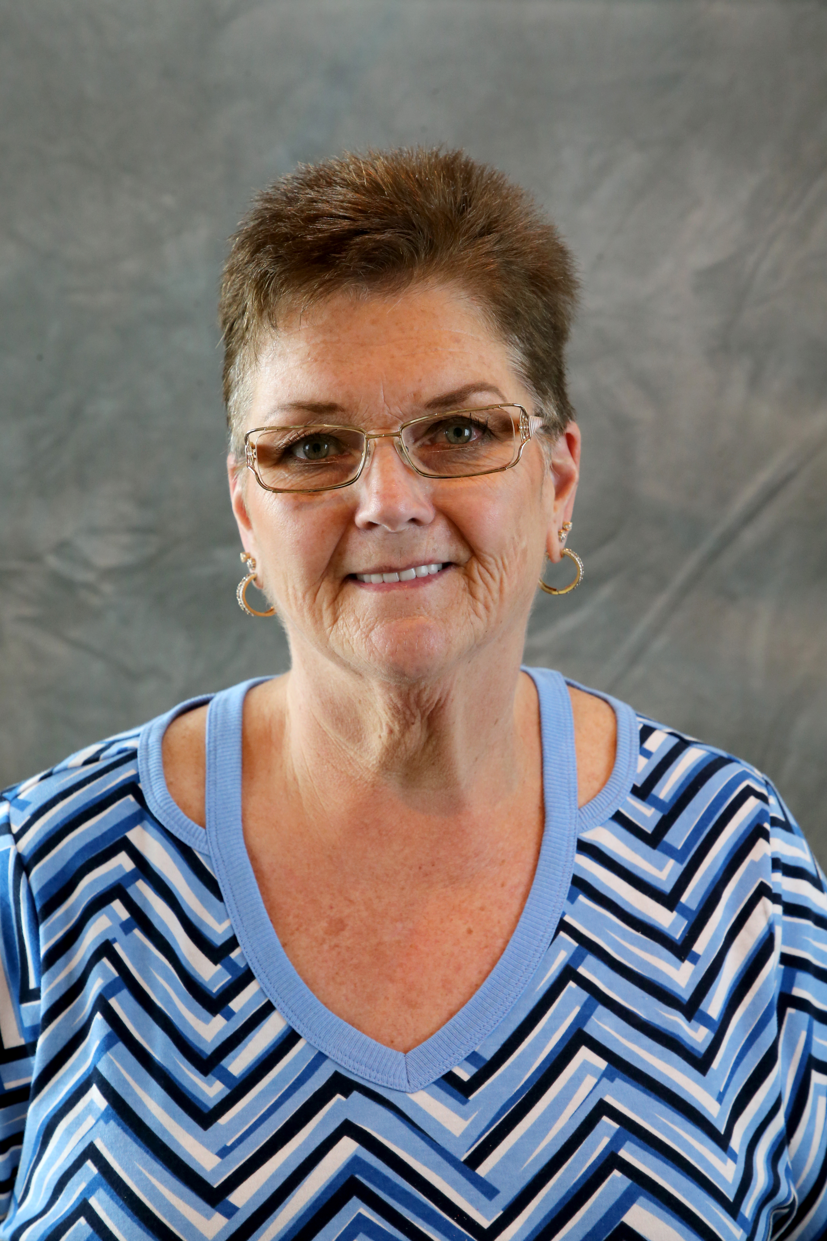  Vicki Swann 